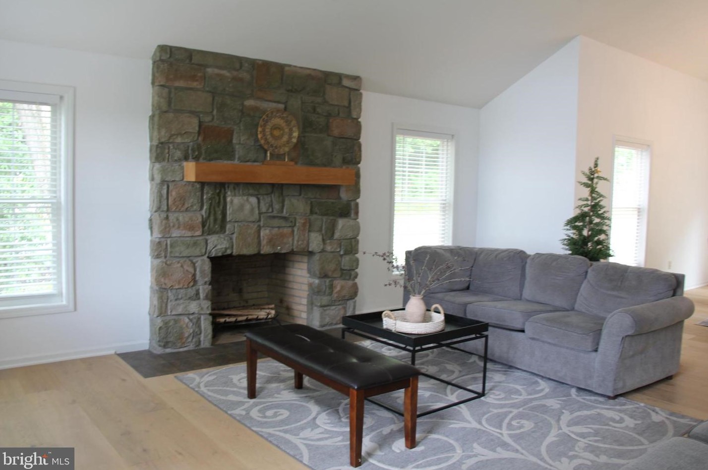 1674 Stony Battery Rd, Lancaster PA  17601-1287 exterior