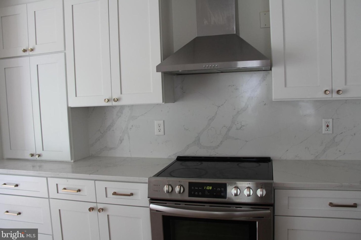 1674 Stony Battery Rd, Lancaster PA  17601-1287 exterior