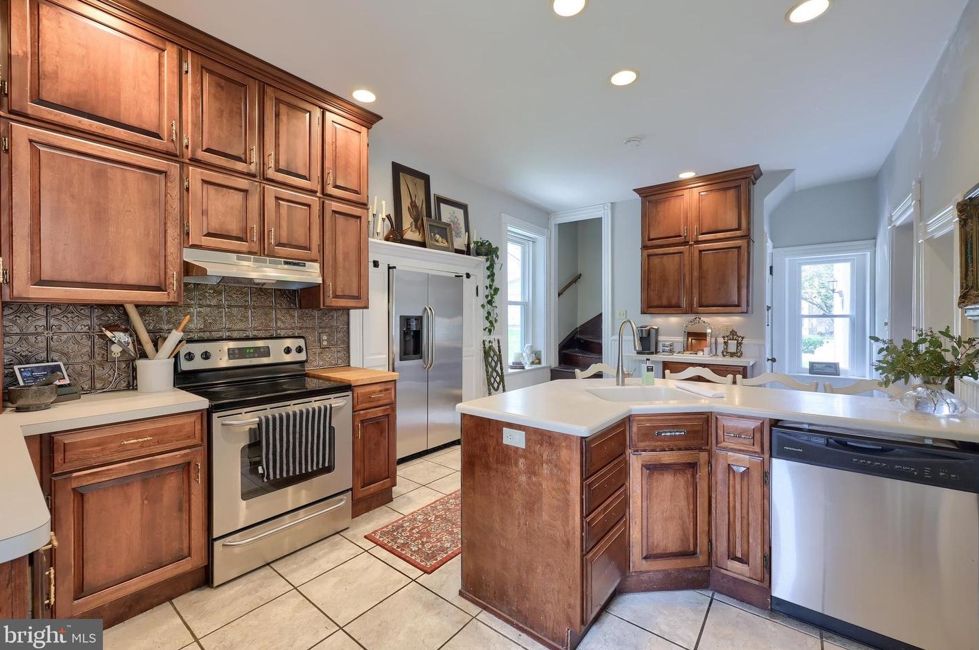 2404 Lititz Pike, Lancaster PA  17601-3608 exterior