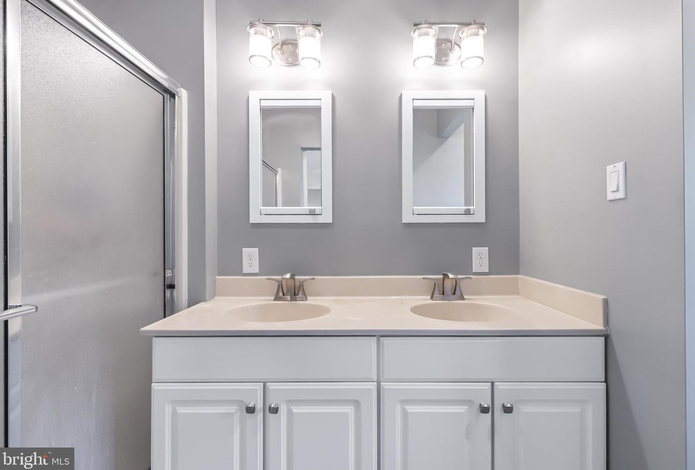 2753 Cobblestone Ln, Lancaster PA  17601-3303 exterior