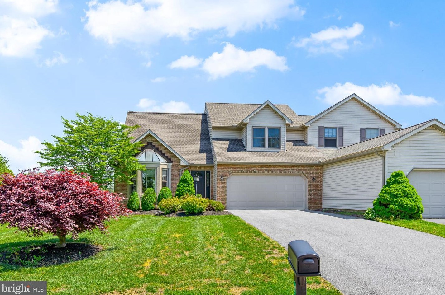 2753 Cobblestone Ln, Lancaster PA  17601-3303 exterior