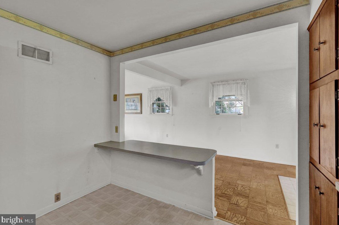 51 Gln Oaks Dr, Lancaster PA  17603-6445 exterior