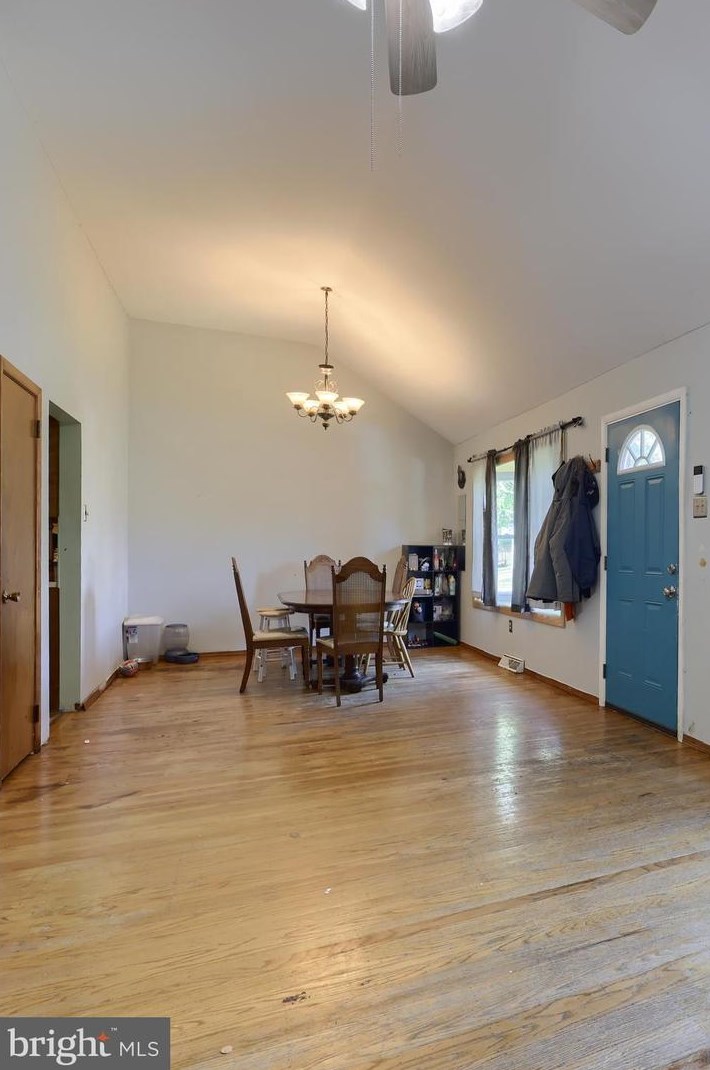 2621 Pike Ln, Lancaster PA  17603 exterior