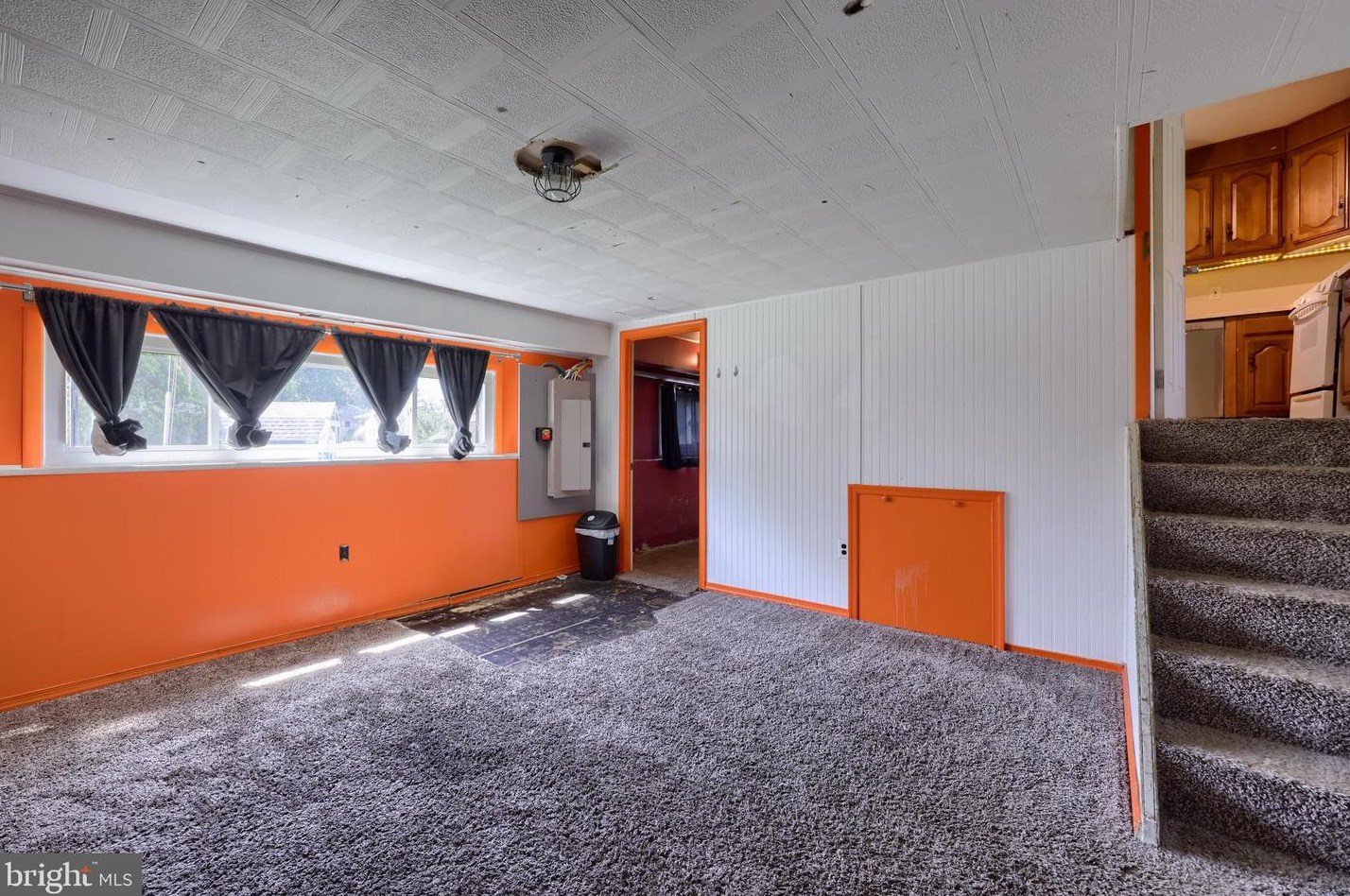 2621 Pike Ln, Lancaster PA  17603 exterior