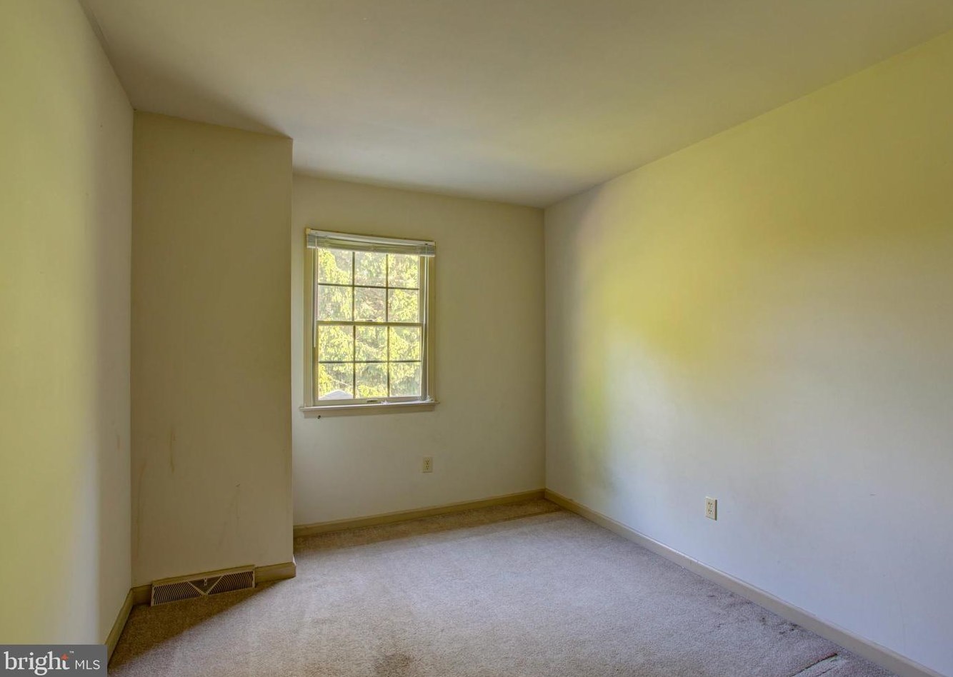 1857 Spg Rdg Ln, Lancaster PA  exterior