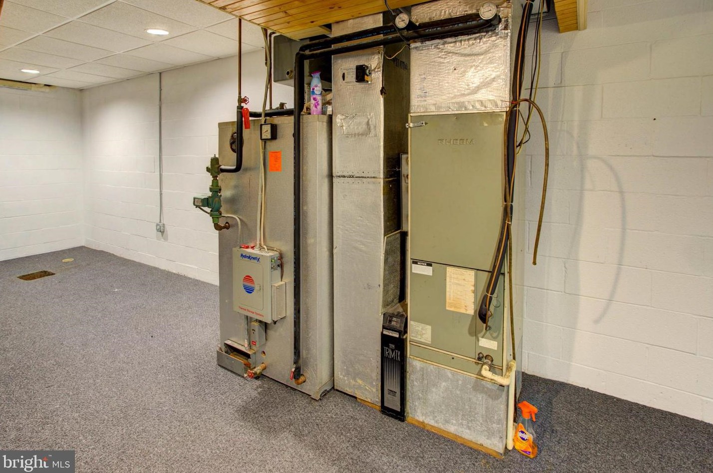 1857 Spg Rdg Ln, Lancaster PA  exterior