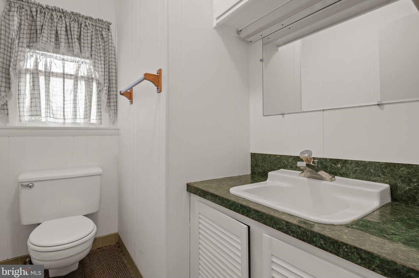 126 Sunrise Ave, Lancaster PA  17601-3944 exterior