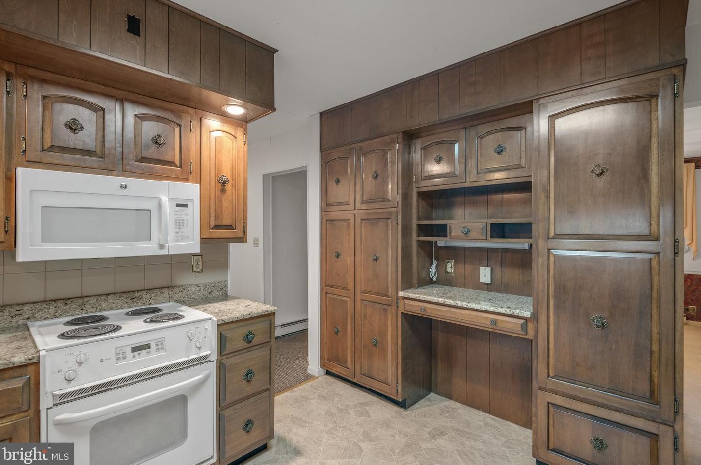 126 Sunrise Ave, Lancaster PA  17601-3944 exterior