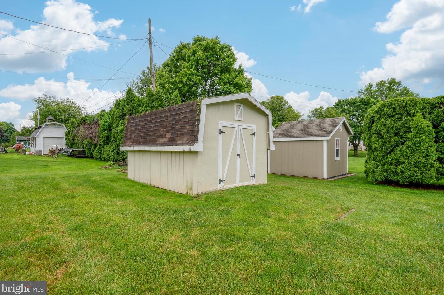 126 Sunrise Ave, Lancaster PA  17601-3944 exterior