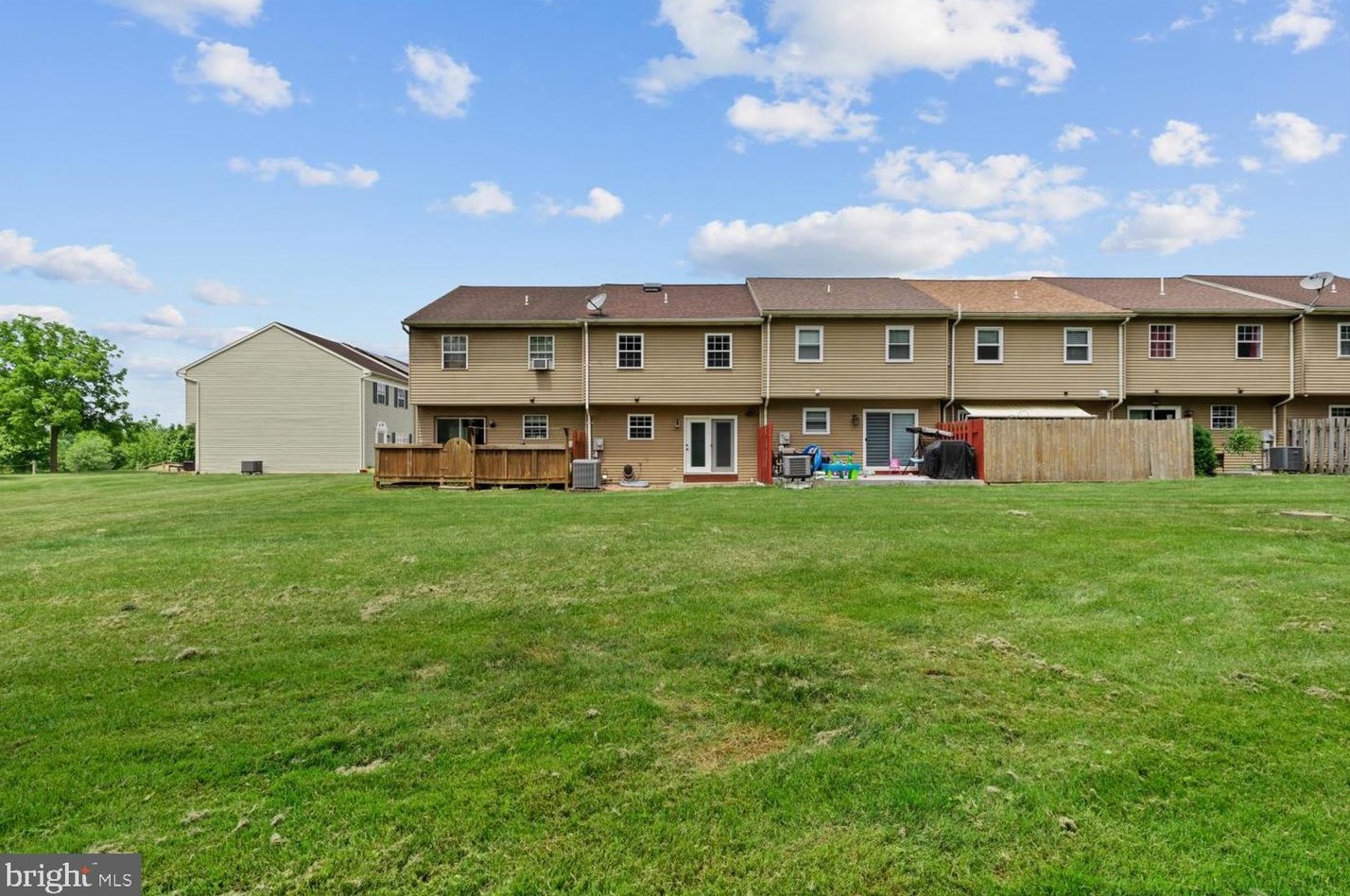 368 Dohner Dr, Lancaster PA  17602-3358 exterior