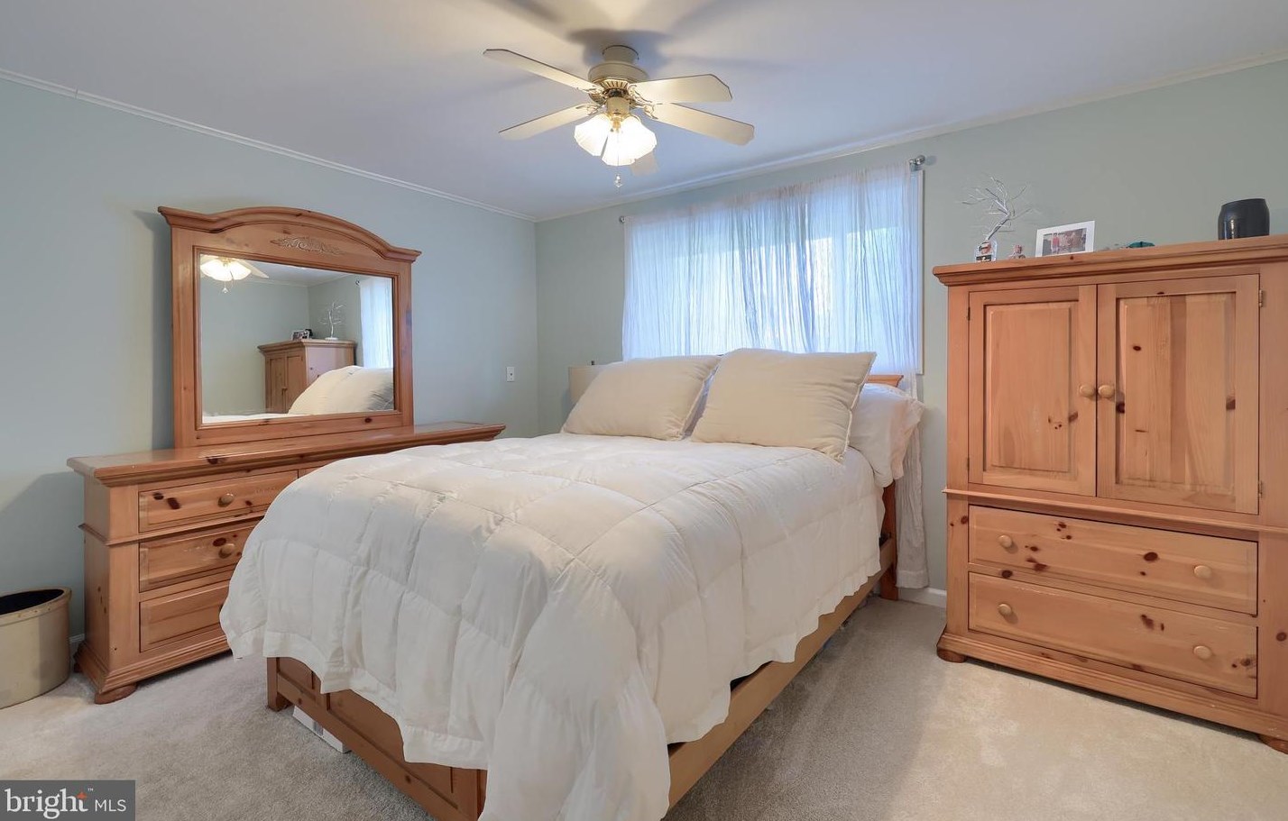 390 Holly Ann Dr, Landisville PA  17538-1039 exterior