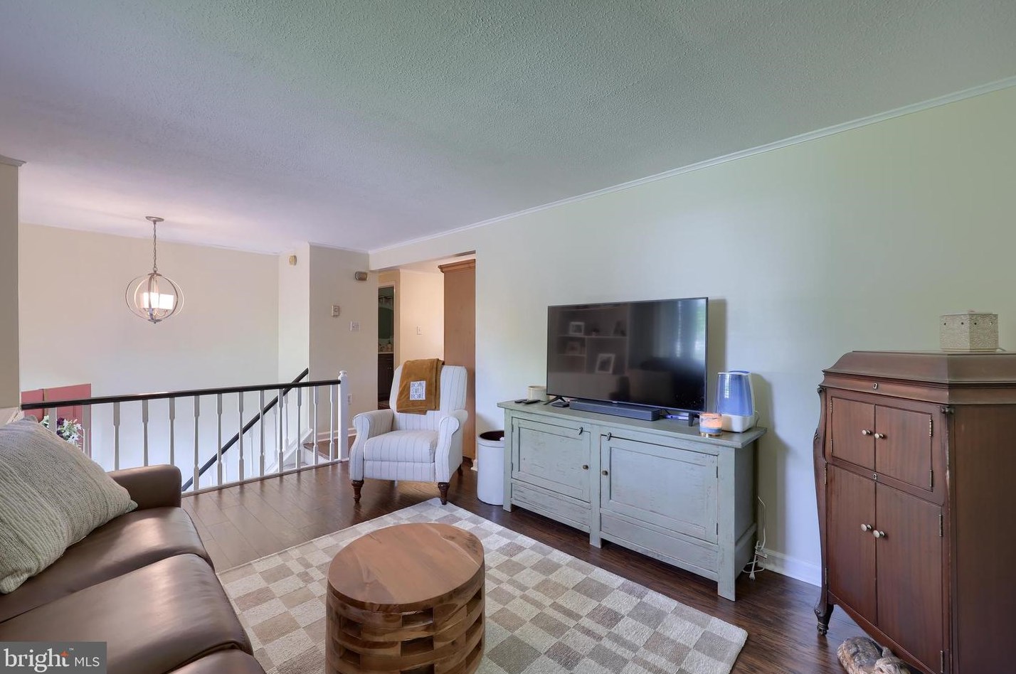 390 Holly Ann Dr, Landisville PA  17538-1039 exterior