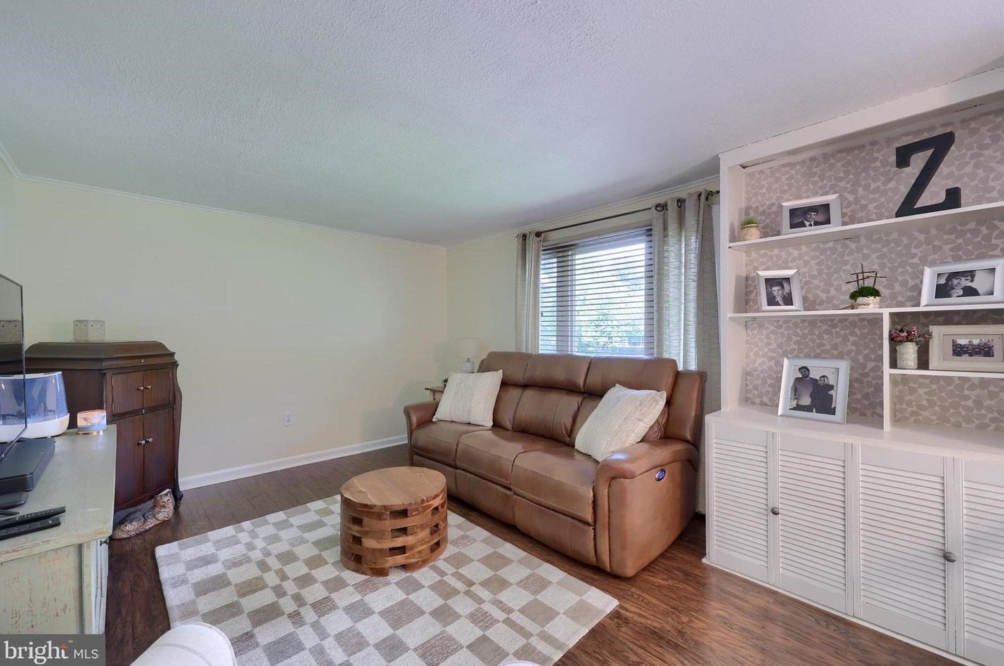 390 Holly Ann Dr, Landisville PA  17538-1039 exterior