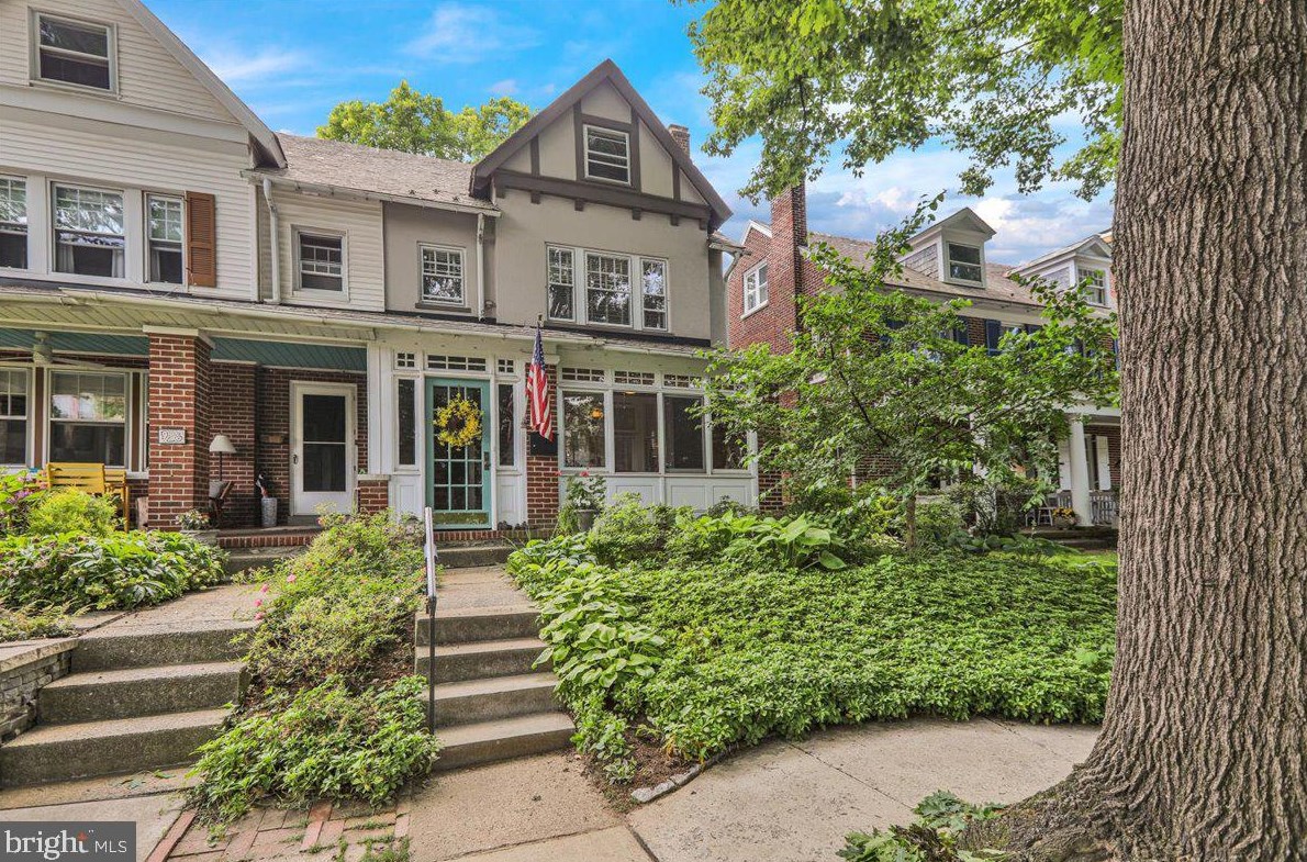 928 Virginia Ave, Lancaster PA  17603-3116 exterior