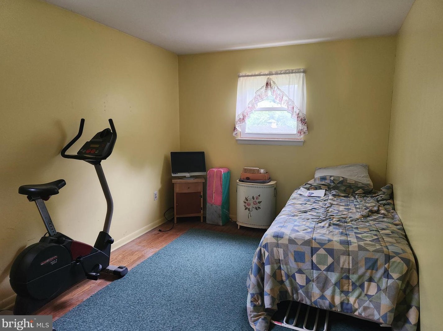 520 Hedgerow Ln, Lancaster PA  exterior