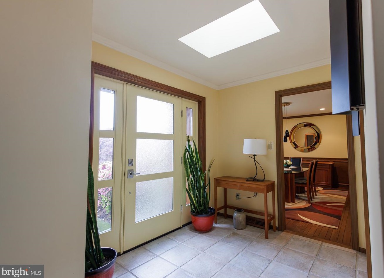 154 Bentley Ln, Lancaster PA  17603-6204 exterior