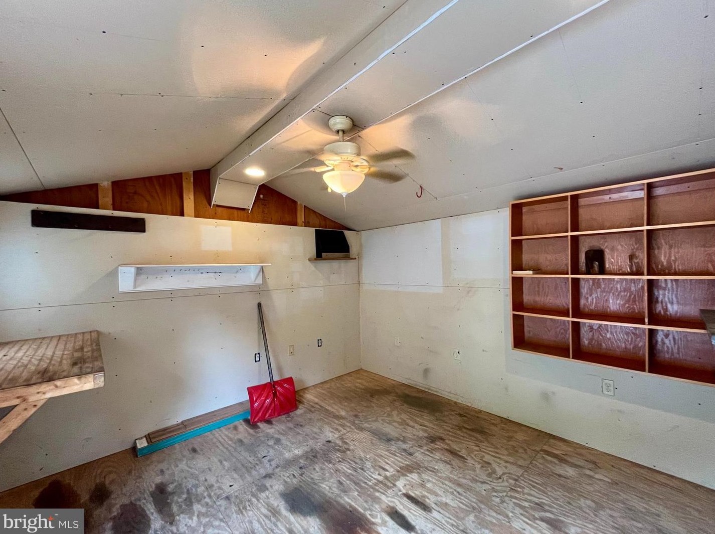 13 Cir Ave, Lancaster PA 17602-1231 exterior