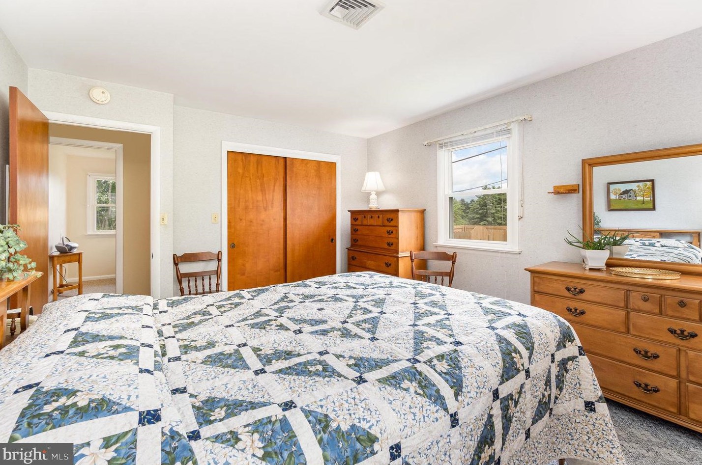 401 Myer Ter, Bareville PA  17540-1218 exterior