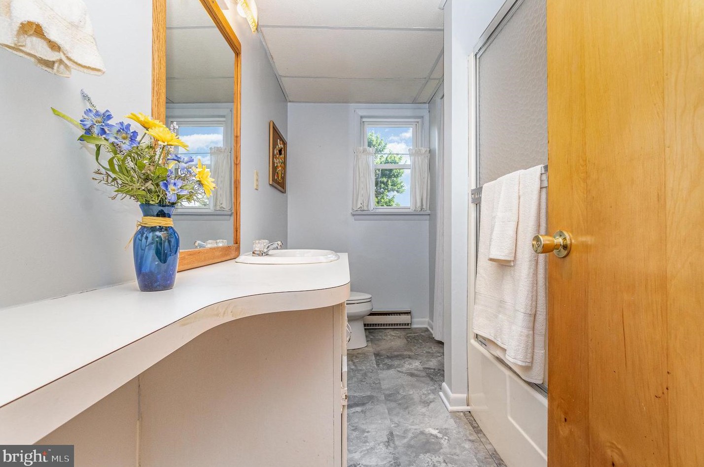 401 Myer Ter, Bareville PA  17540-1218 exterior