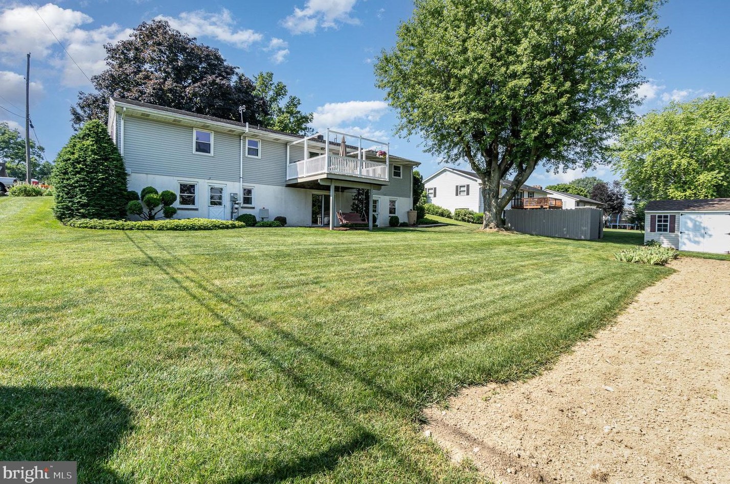 401 Myer Ter, Bareville PA  17540-1218 exterior