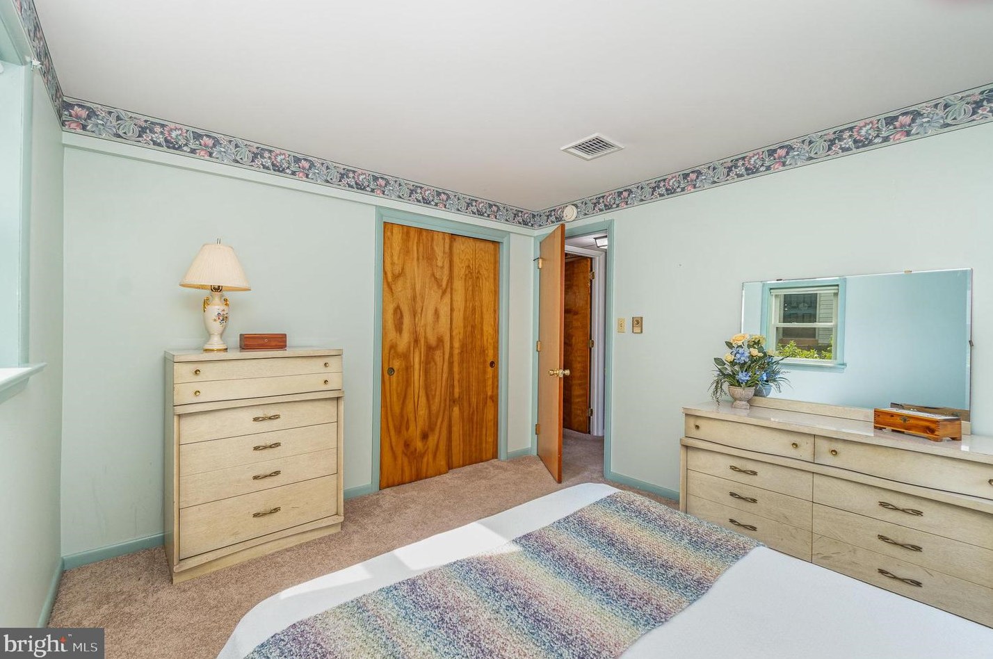 401 Myer Ter, Bareville PA  17540-1218 exterior