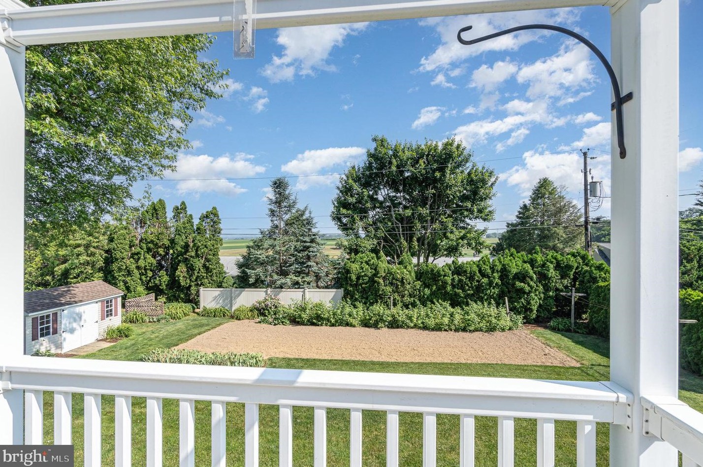 401 Myer Ter, Bareville PA  17540-1218 exterior