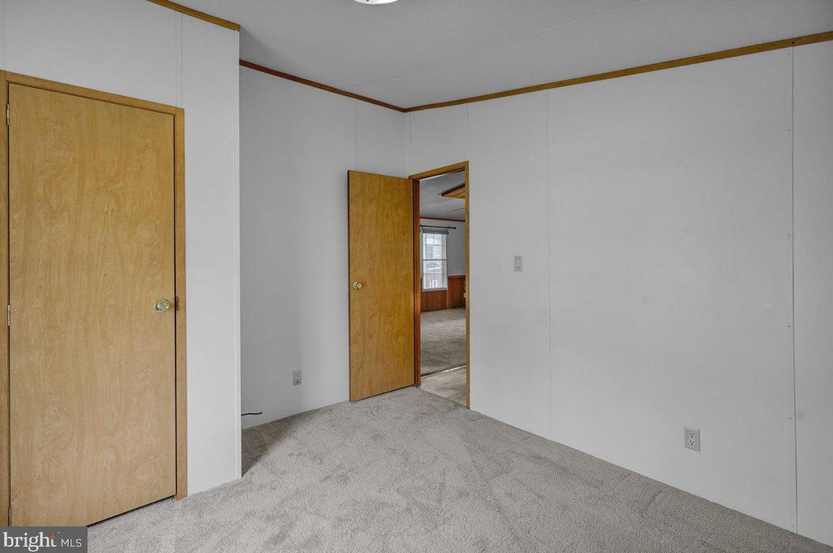 16 Madge Dr, Lancaster PA 17603-4048 exterior