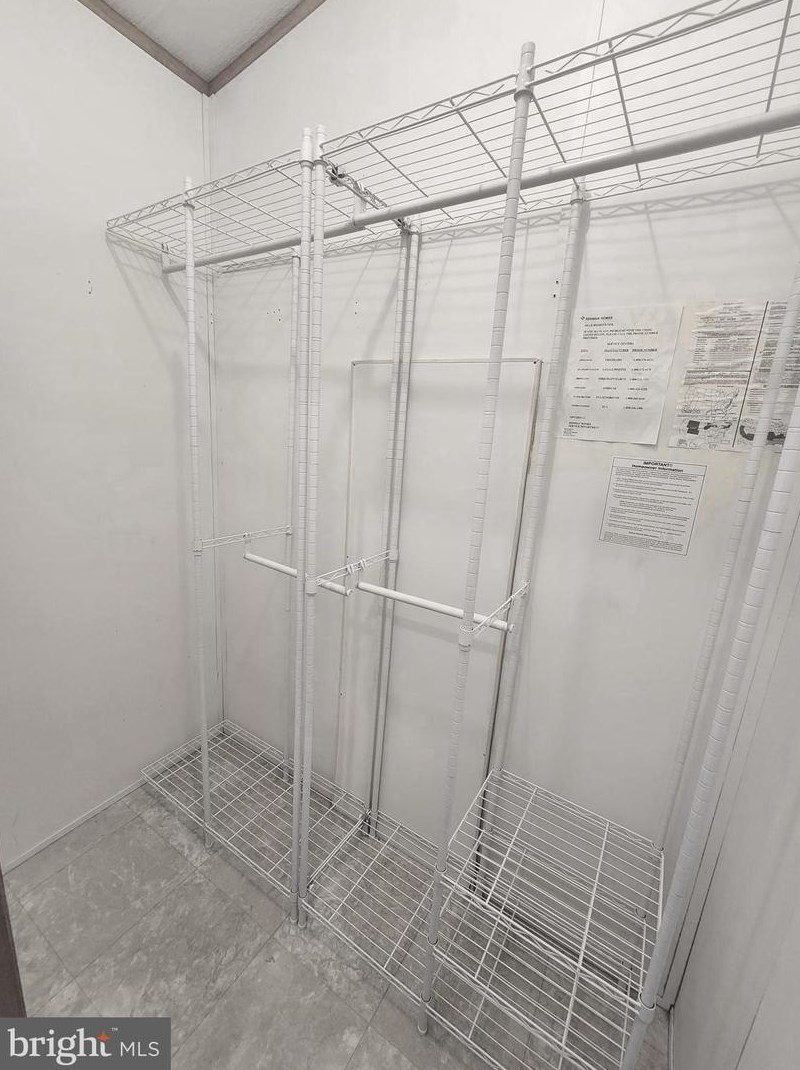 16 Madge Dr, Lancaster PA 17603-4048 exterior