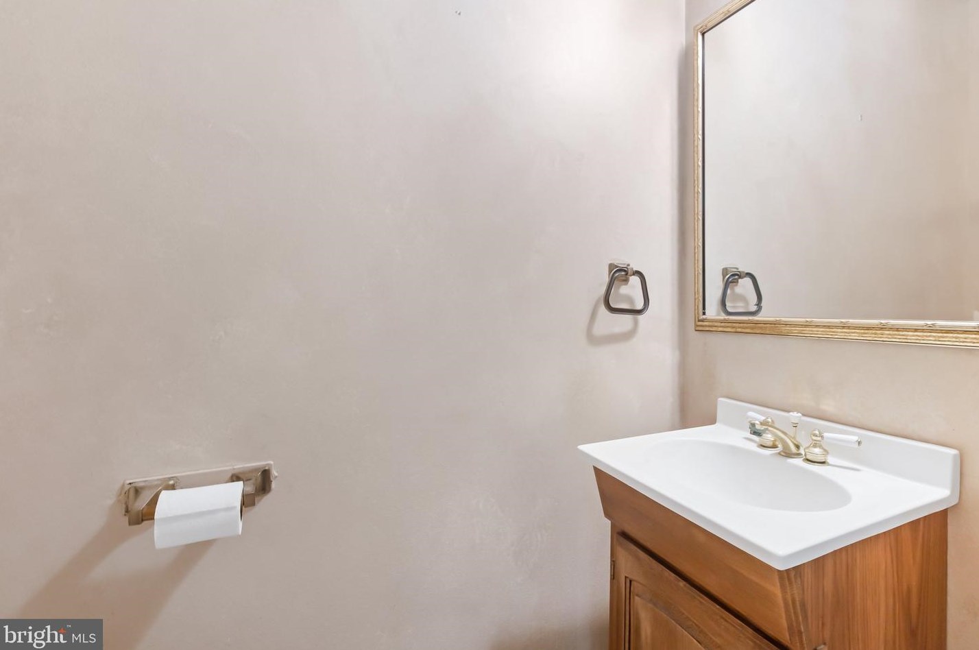 127 Nicholas Rd, Lancaster PA  17603-9423 exterior