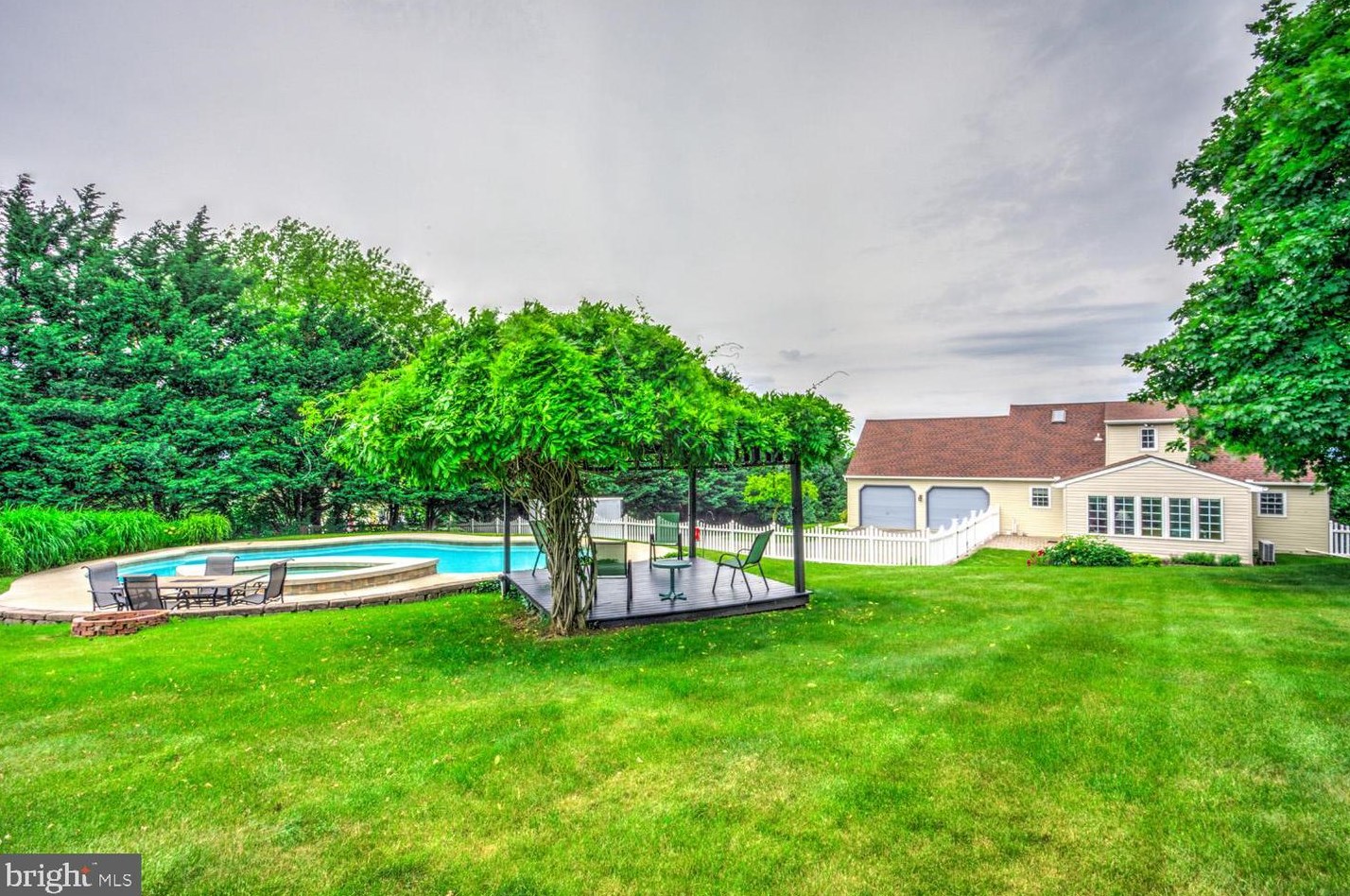 616 Martic Heights Dr, Holtwood PA  17532-9686 exterior