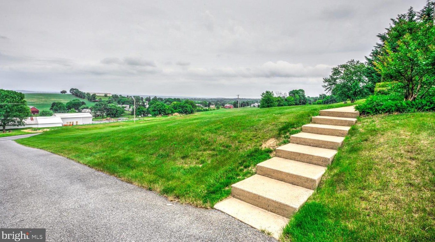 616 Martic Heights Dr, Holtwood PA  17532-9686 exterior