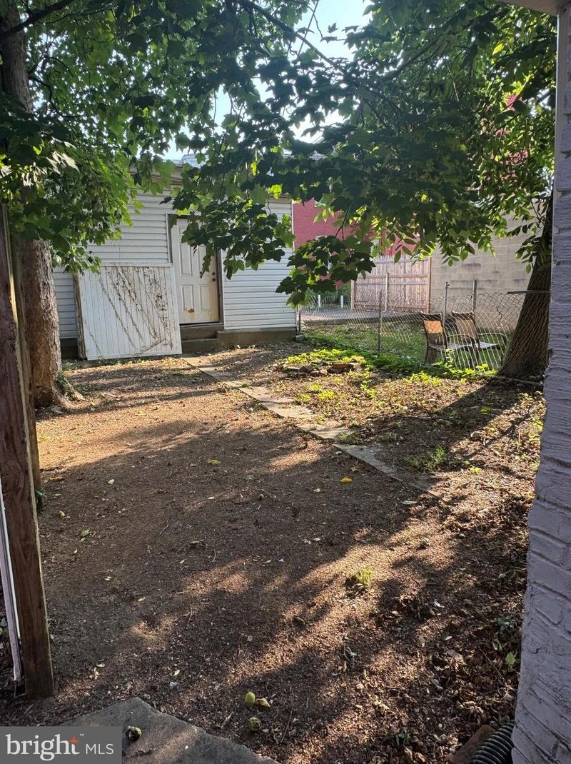 807 Columbia Ave, Lancaster PA  17603-3608 exterior