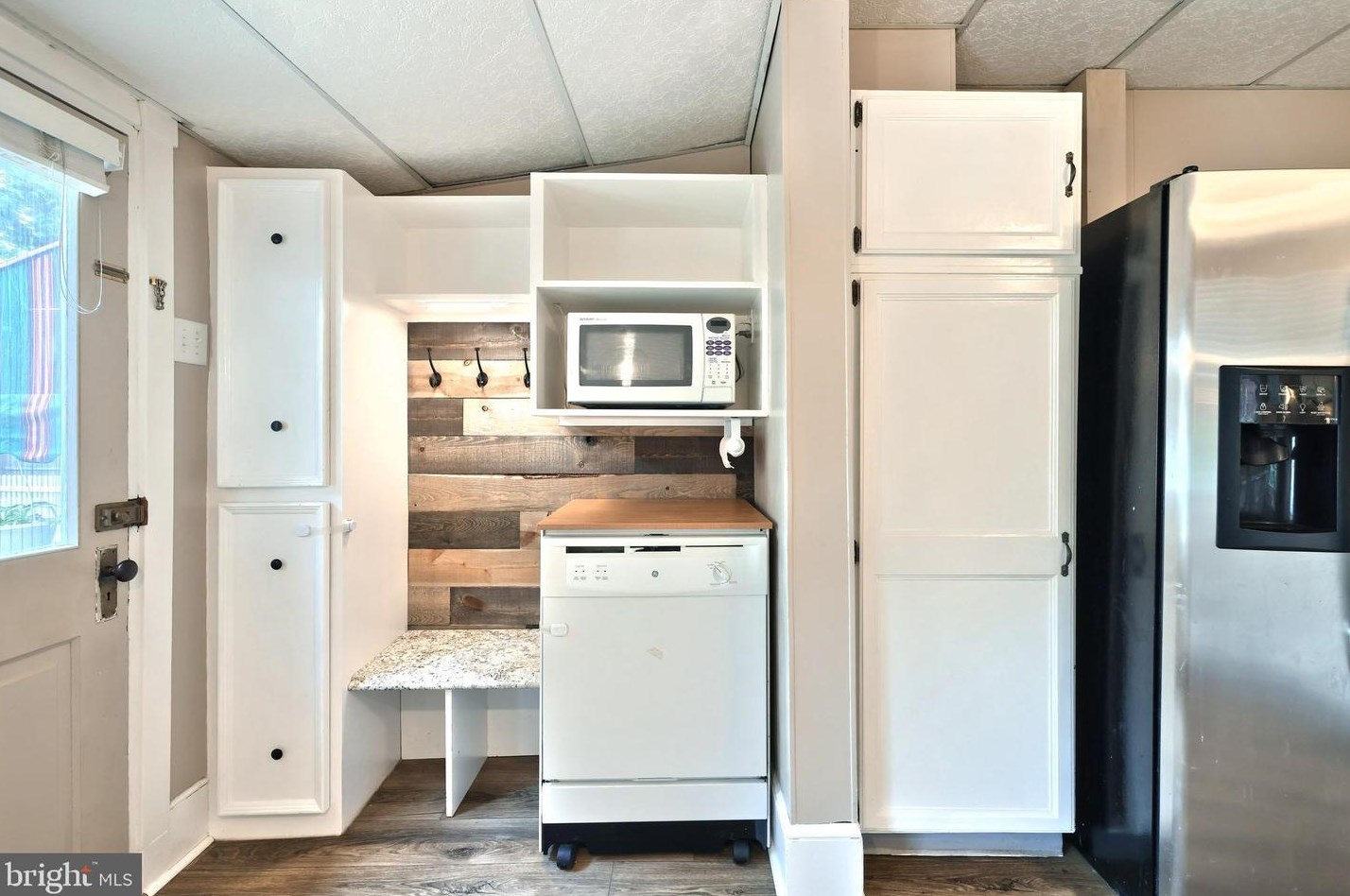 664 Wood St, Mount Joy PA  17552-2016 exterior