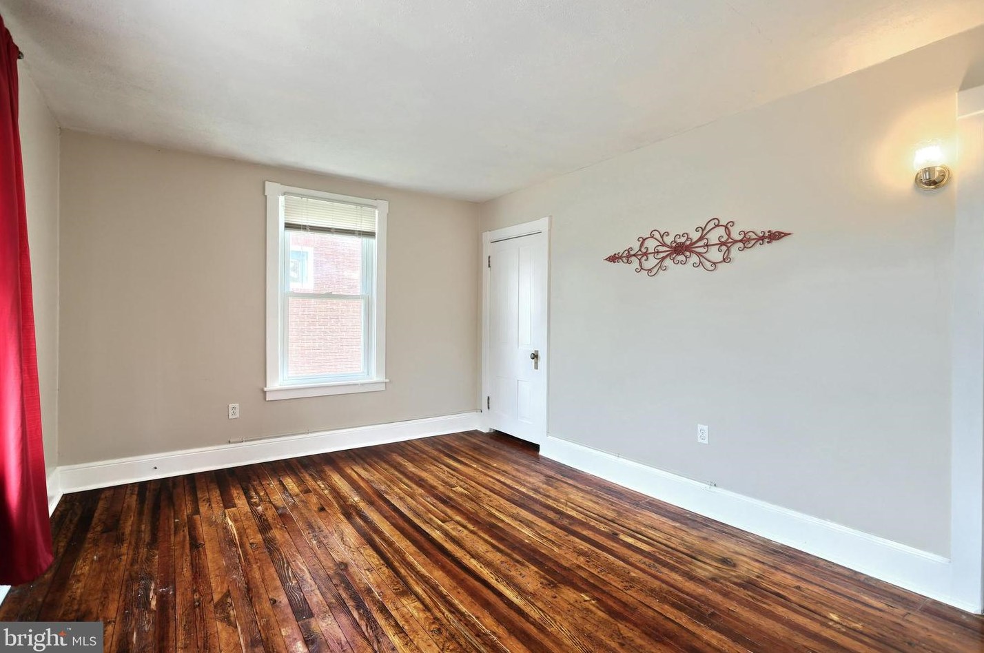 664 Wood St, Mount Joy PA  17552-2016 exterior