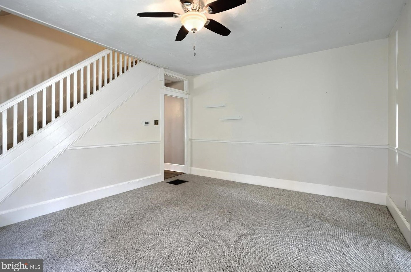 664 Wood St, Mount Joy PA  17552-2016 exterior