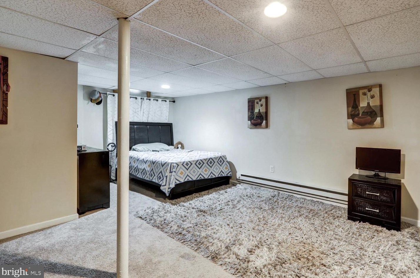 1080 Sterling Pl, Lancaster PA  17603-8837 exterior