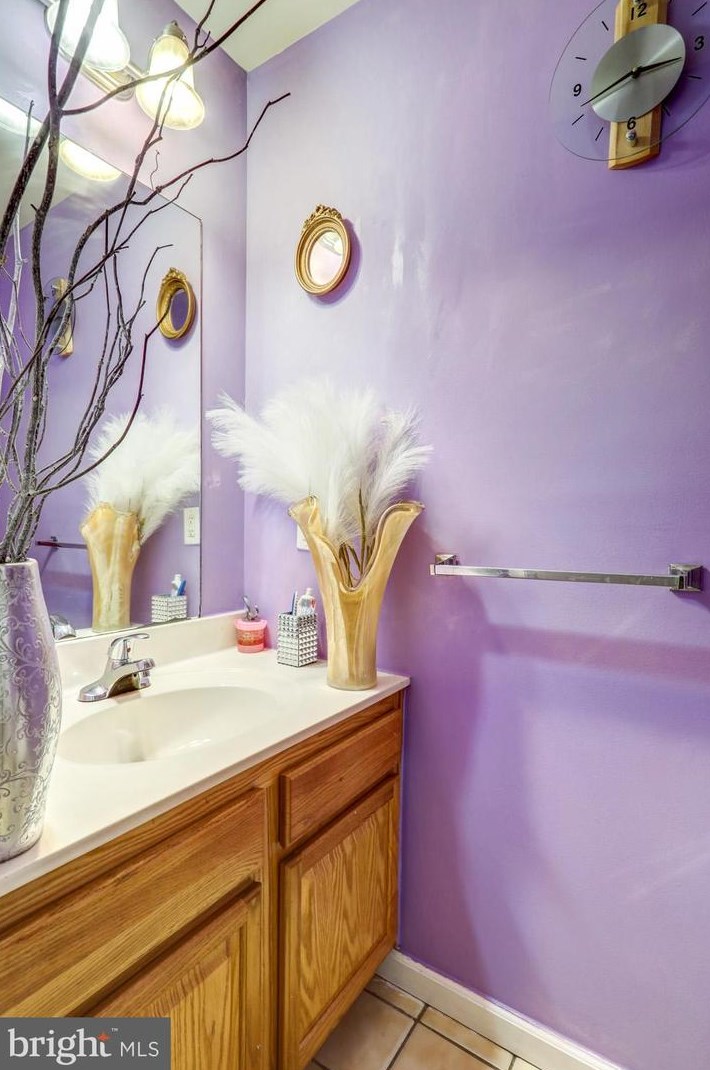 1080 Sterling Pl, Lancaster PA  17603-8837 exterior