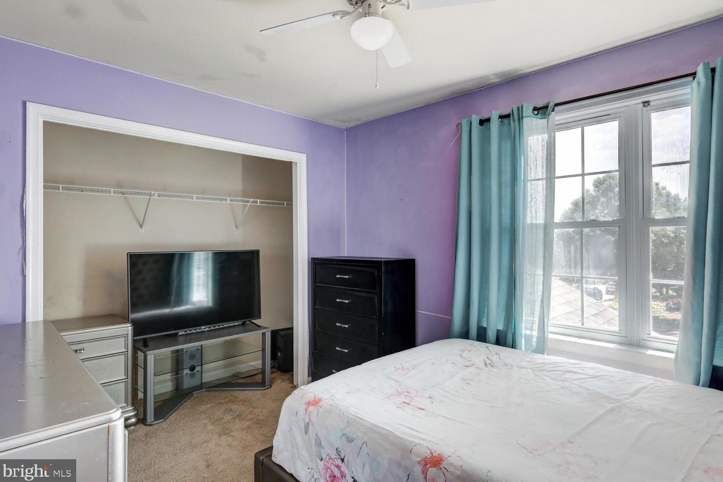 1080 Sterling Pl, Lancaster PA  17603-8837 exterior