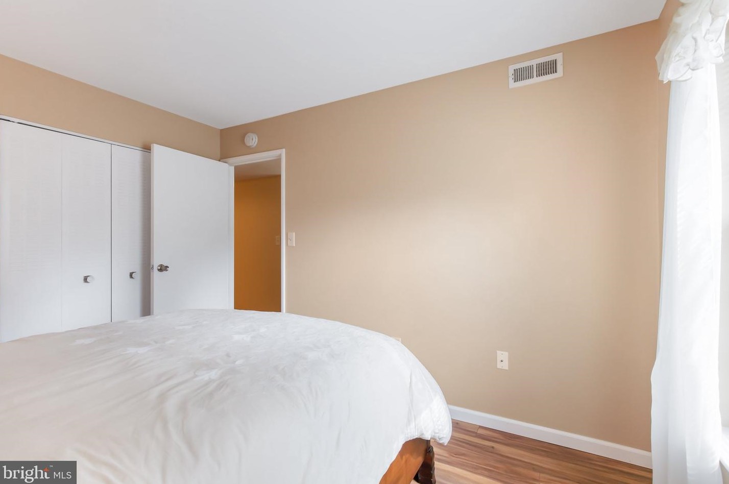 409 Valleybrook Dr, Lancaster PA  17601-4620 exterior