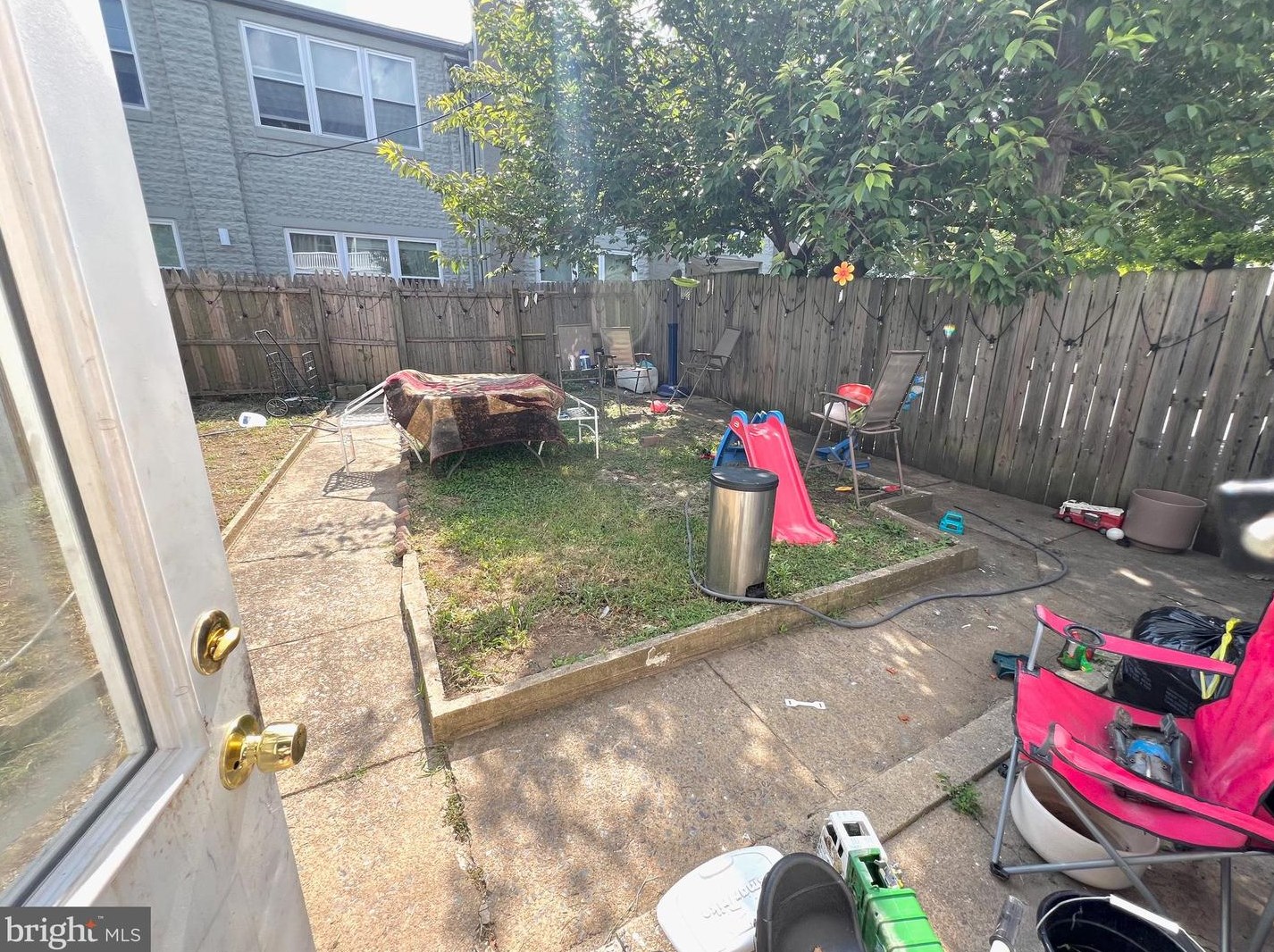 524 Plum St, Lancaster PA  17602-2325 exterior
