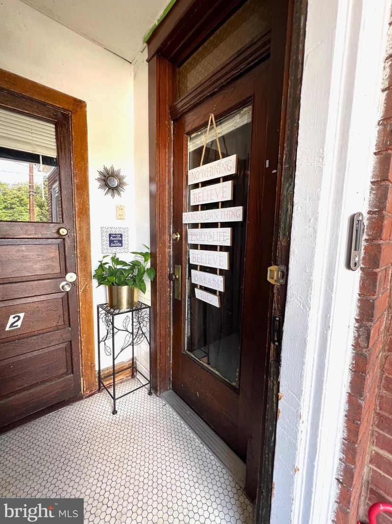 524 Plum St, Lancaster PA  17602-2325 exterior