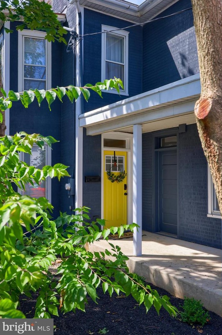 226 Duke St, Ephrata PA  17522-2030 exterior