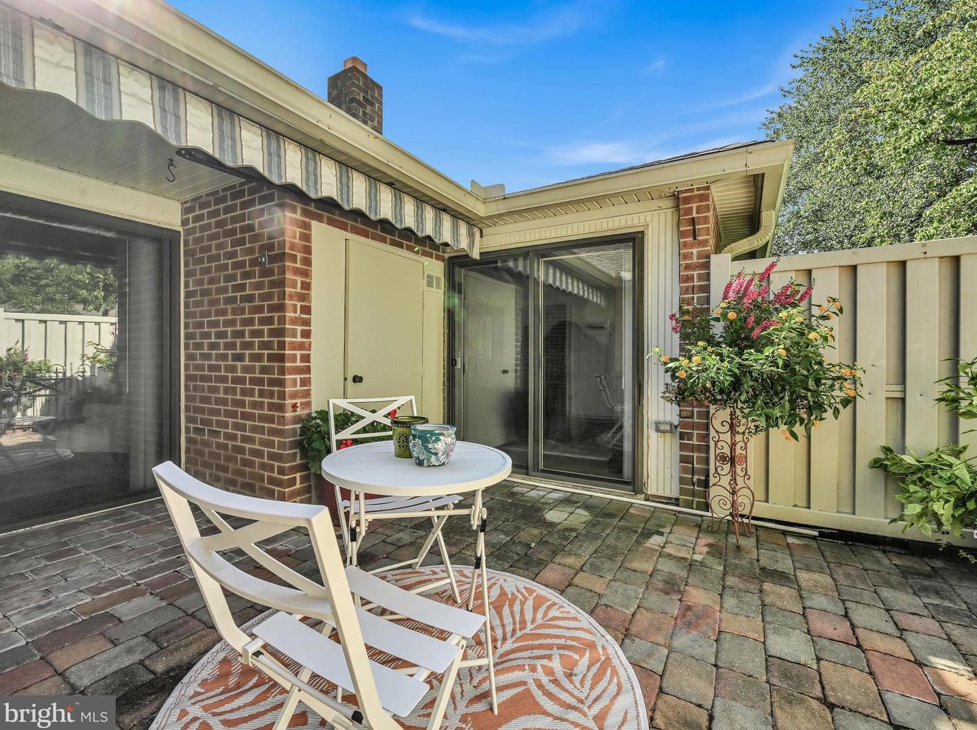 170 Valleybrook Dr, Lancaster PA  17601-4620 exterior