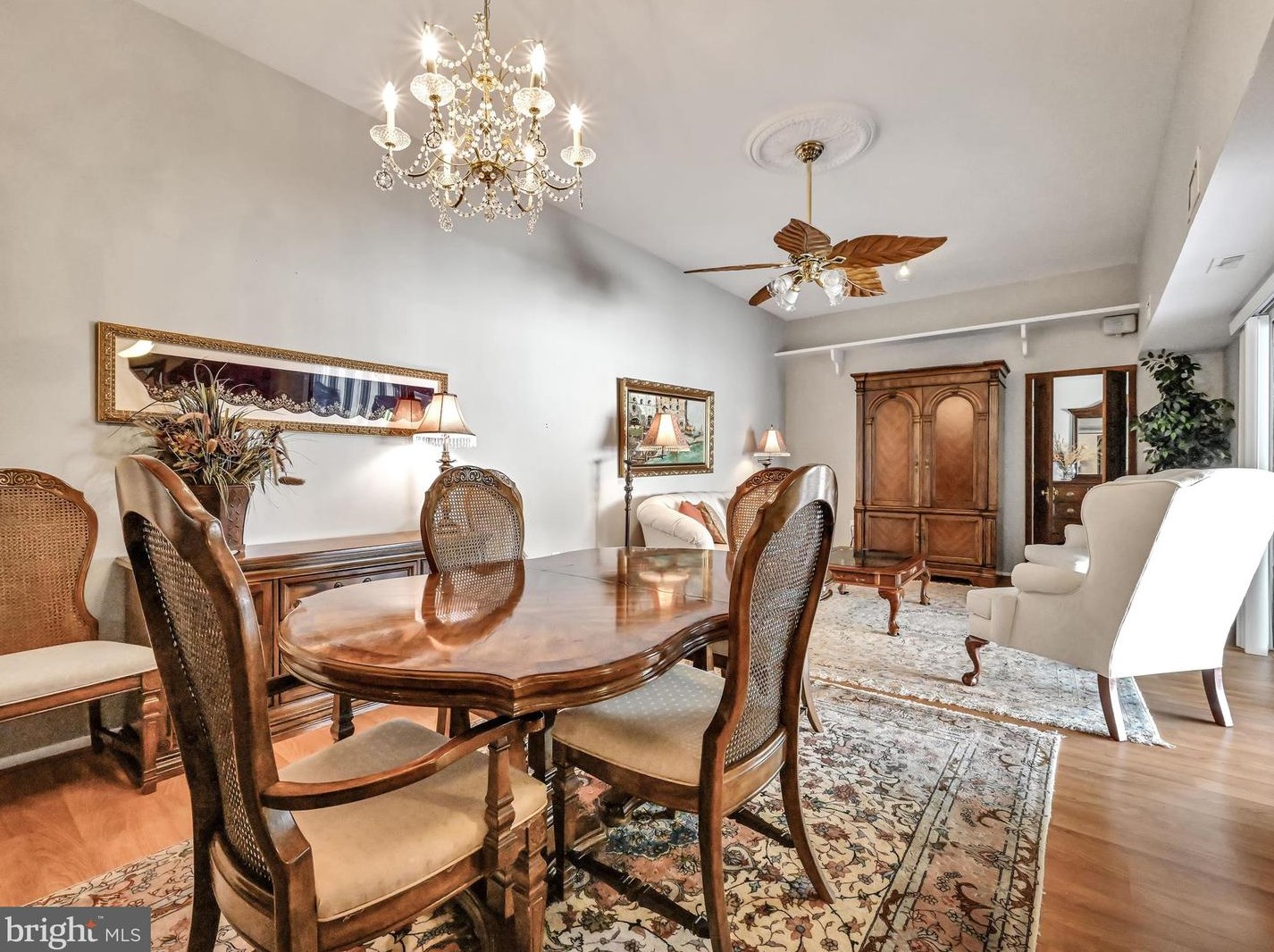 170 Valleybrook Dr, Lancaster PA  17601-4620 exterior