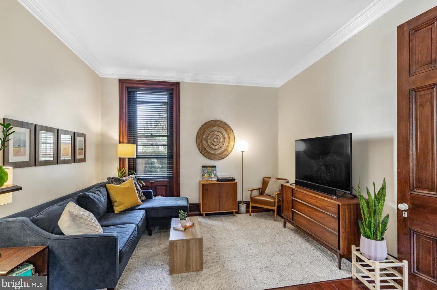 19 Shippen St, Lancaster PA 17602-2966 exterior