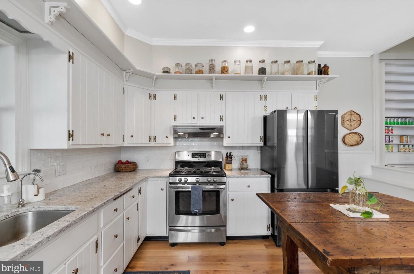 19 Shippen St, Lancaster PA 17602-2966 exterior