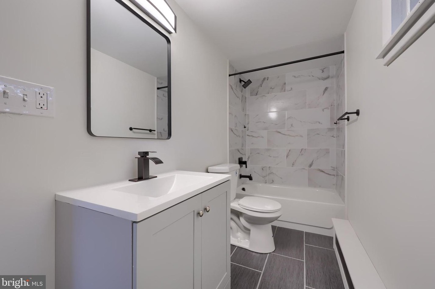 302 Market St, Marietta PA 17547-1605 exterior