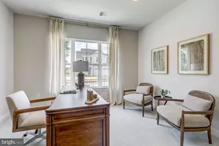 102 Village Dr, Millersville, PA 17551 - Photo 3