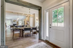 102 Village Dr, Millersville, PA 17551 - Photo 5