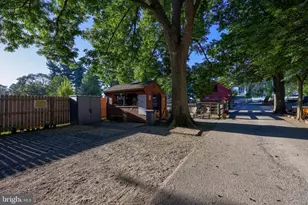 2596 Old Philadelphia, Bird in Hand, PA 17505 - Photo 33